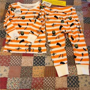 Old Navy Kids Striped Halloween Pajama Set - Orange and White